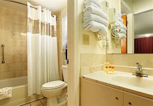Express Inn & Suites Clearwater Pinellas Park Zimmer foto